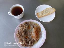 Уплотнённый полдник день -6.
Котлета рыбная
Соус томатный
Каша гречневая вязкая
Булочка ванильная
Чай с сахаром
Хлеб пшеничный